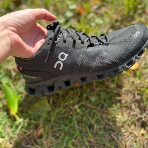 On Running Shoes Cloud X Black Women’s in size 9